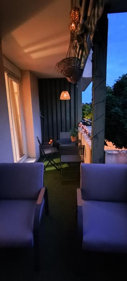Stylish 1-Bedroom Flat With Beautiful Terrace , For A Cosy Retreat Strasbourg Eksteriør billede